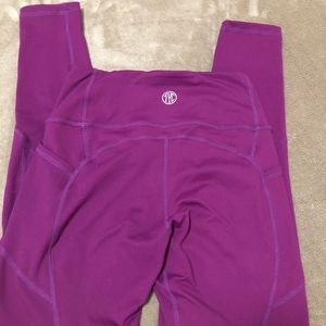 Til you collapse heart booty leggings